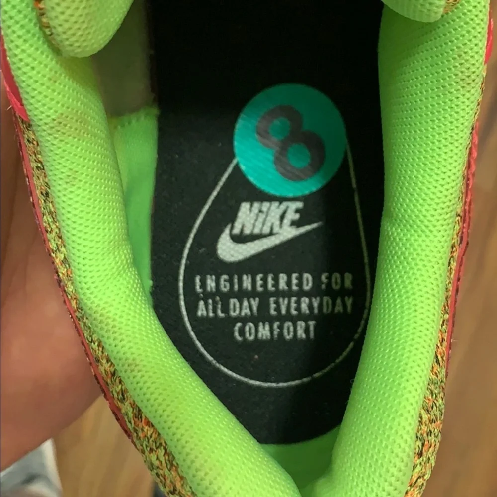 Nike Air Max 1 SE Ghost Green Women (8)
